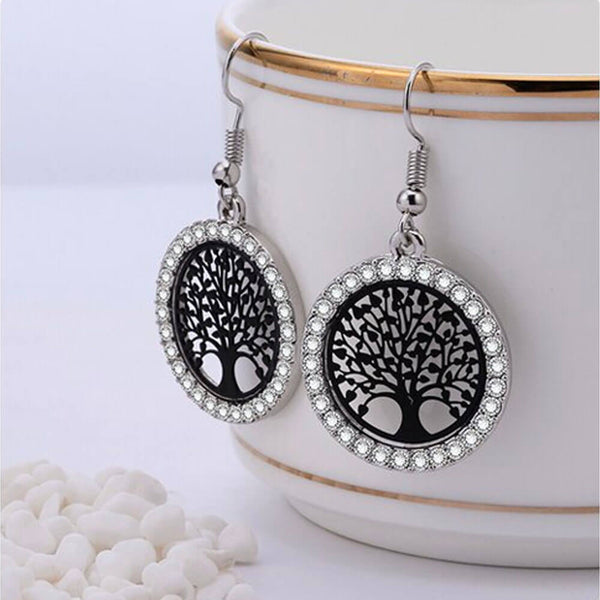 Boucles D'oreille En Plaqué Or Arbre De Vie Oxydes Blancs Sertis Et Fermoir Poussette P 30883 Boucles D'oreille En Plaqué Or Arbre De Vie Oxydes Blancs Sertis Et Fermoir Poussette P 30883