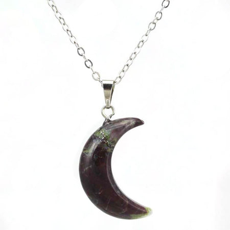 collier pendentif lune pierre de sang de dragon