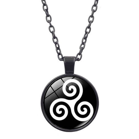 collier pendentif triskel celte breton acier noir